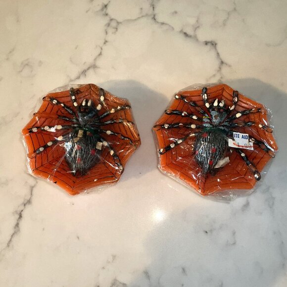 Vintage Robert Alan Hand Painted Halloween Spider In Web Lot of 2 Candles - Picture 1 of 6